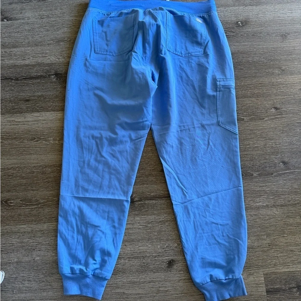 Figs Men's Sky Blue Jogger Pants